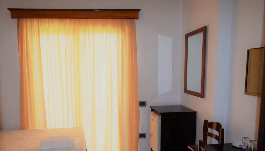 Jb Hotel ซารานเดอ ภายนอก รูปภาพ